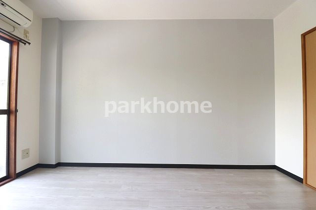 ハイツMINTの洋室|使い勝手のいい洋室です