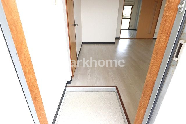 ハイツMINTの玄関|ゆったりとした玄関です