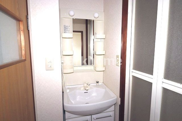 ハイツMINTの独立洗面台|朝の身支度には欠かせない独立洗面化粧台
