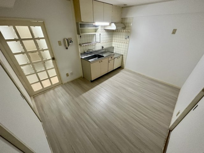 【居間・リビング】 | ユーネスト浅野