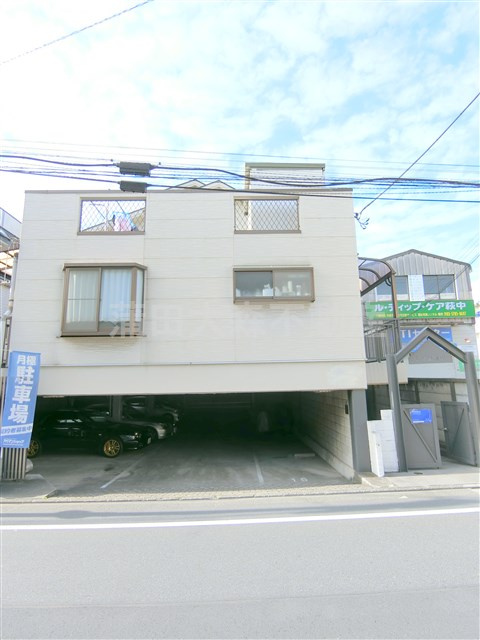 レゾン萩中の外観|

