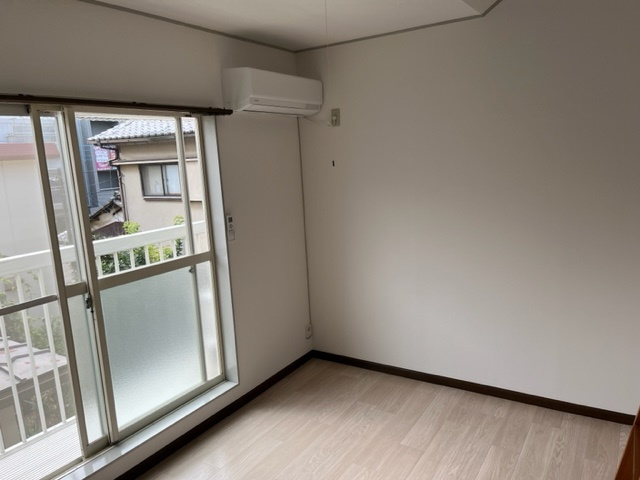 春日部市中央１丁目のアパートの寝室