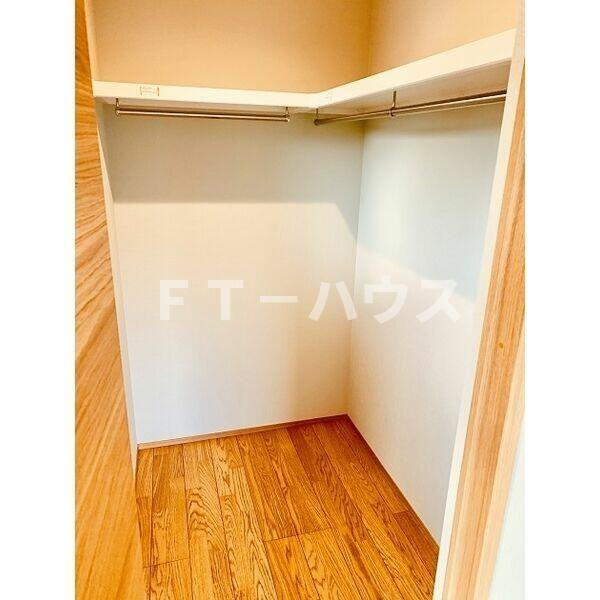 東町貸家の収納