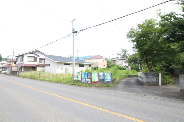 坂戸市小山　建築条件なし売地　東武東上線『坂戸駅』バス7分　の外観