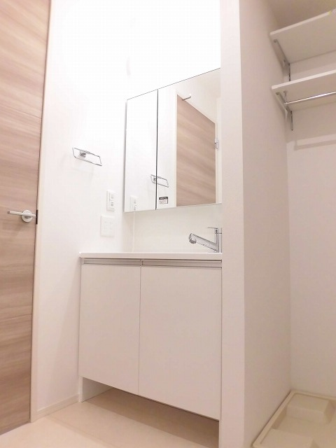 レ・ブルーの独立洗面台