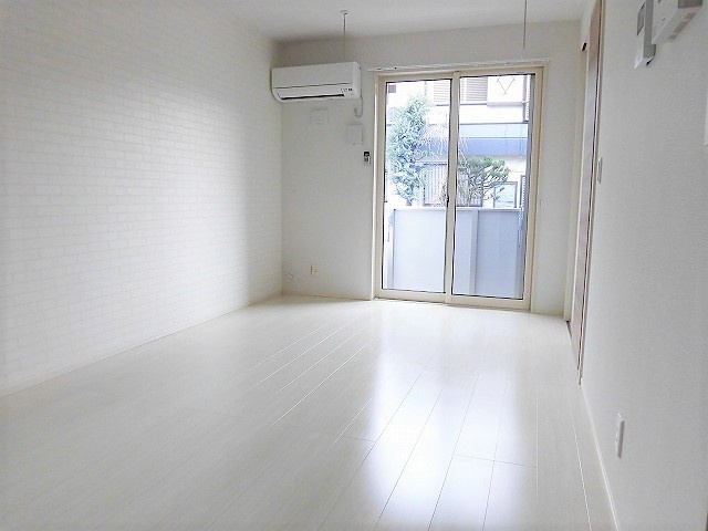 レ・ブルーの居間・リビング