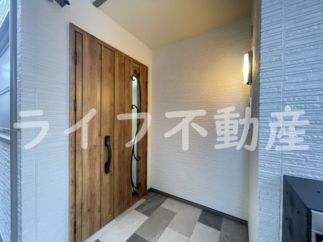 クリエオーレ衣摺Ⅰのエントランス|建物の内部です