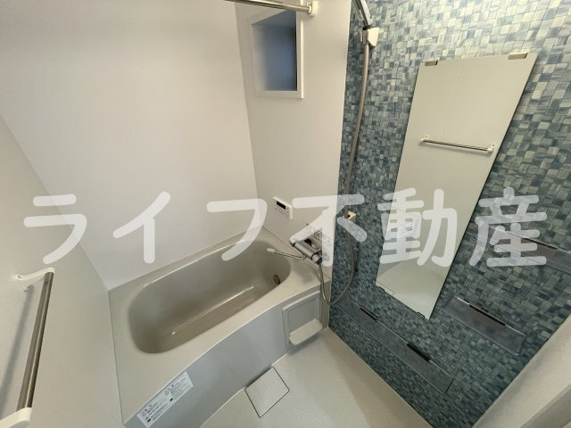 クリエオーレ衣摺Ⅰの浴室|お風呂で日々の疲れを落としましょう