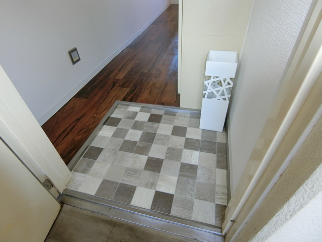 ラ・フェスタ牧野の玄関