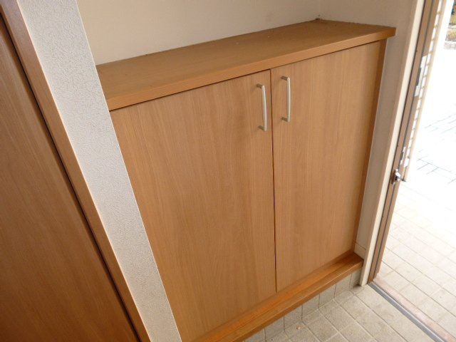 ファミーユ　ドゥ　アヴニールＢの収納