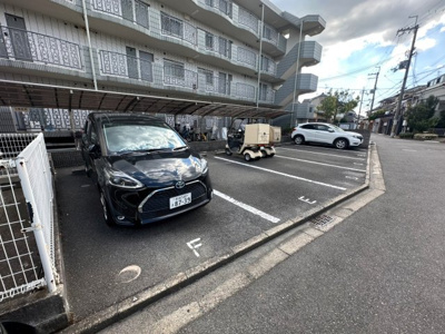 【駐車場】 | メゾンラヴィ