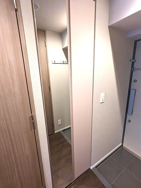 浅草蔵前レジデンスの設備|姿見鏡付きシューズＢＯＸ