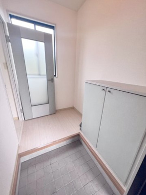 【玄関】 | フォーレスひらつか