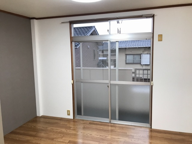 ブルーリボン B棟の洋室