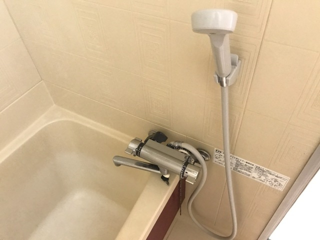 ブルーリボン B棟の浴室