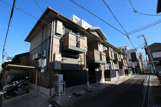 エスポワール大今里の外観