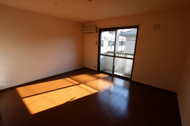 エスポワール大今里の居間・リビング