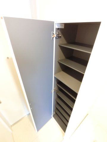 リブリ・アルハンブラの収納