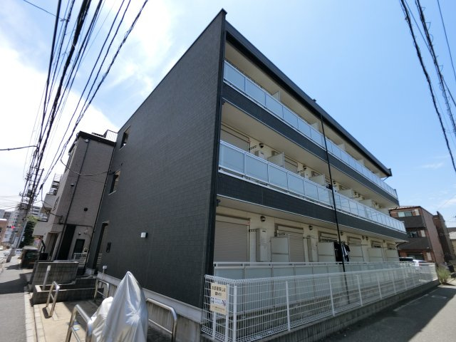 リブリ・アルハンブラの外観