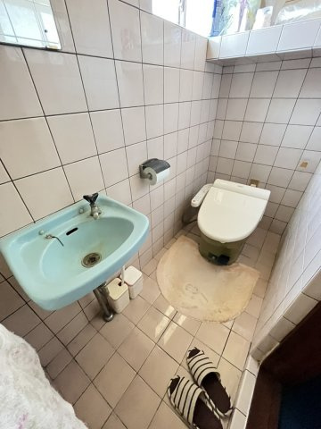 姫路市砥堀／中古戸建のトイレ