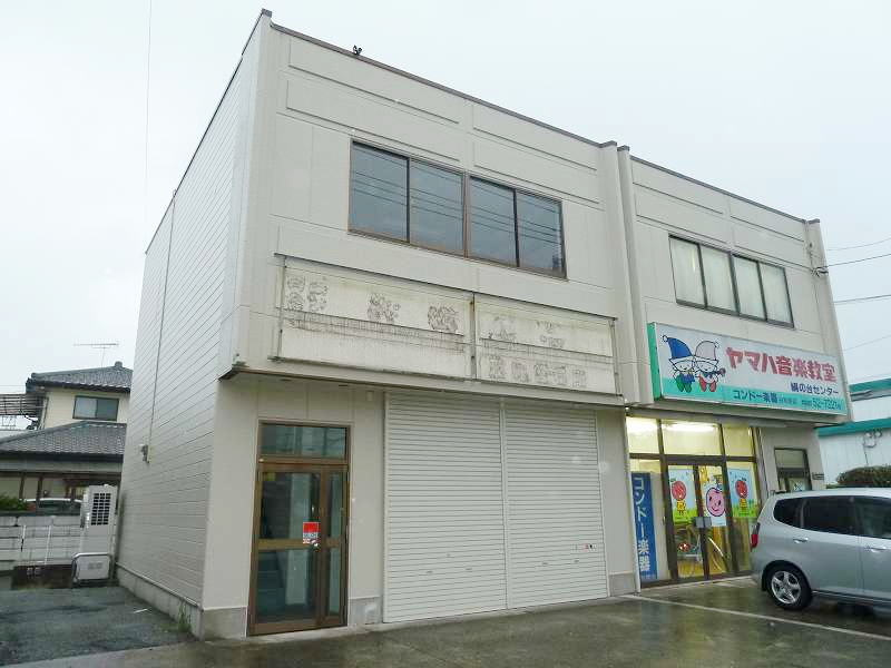 絹の台２丁目倉庫付事務所の外観