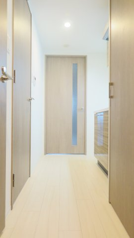 エスリード九条スタシオンの玄関