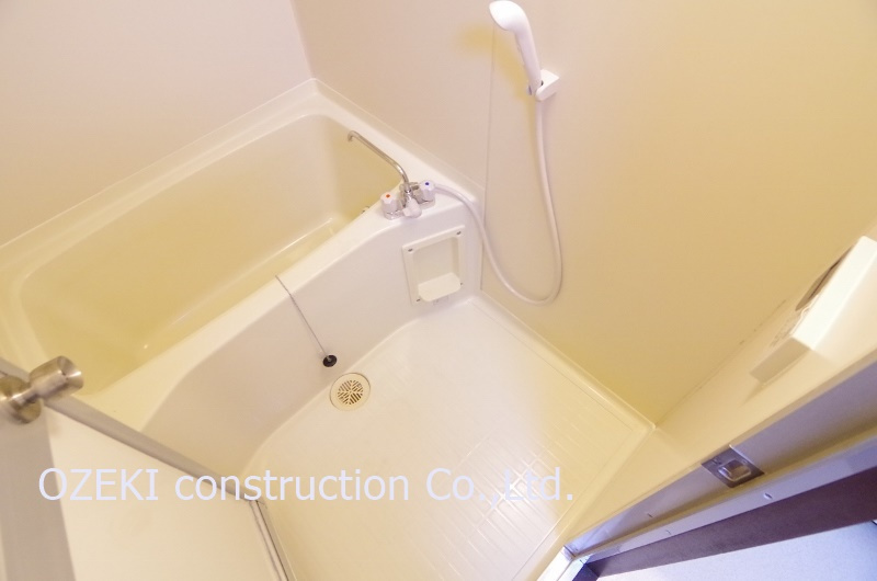 グランパレス鈴木の浴室|写真は別部屋のもの