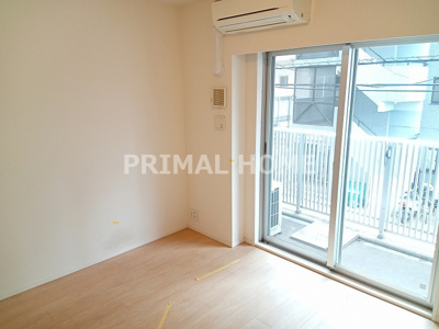 【寝室】 | パークアクシス横浜反町公園 | 同タイプ（反転）のお部屋の写真です。