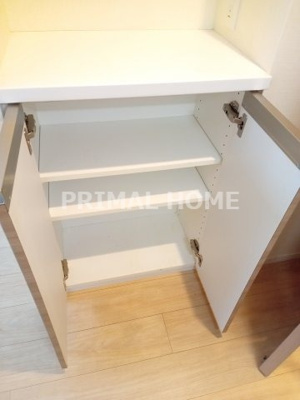 【収納】 | パークアクシス横浜反町公園 | 同タイプ（反転）のお部屋の写真です。