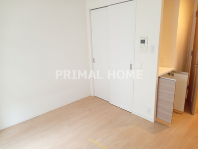 【居間・リビング】 | パークアクシス横浜反町公園 | 同タイプ（反転）のお部屋の写真です。