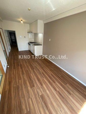 K．D．Kビルのその他