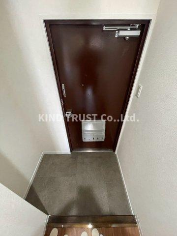 K．D．Kビルの玄関|収納もある玄関です