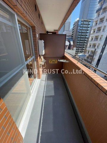 K．D．Kビルのバルコニー|バルコニーがあります