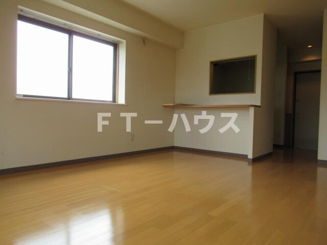 蔵屋マンション第一の居間・リビング