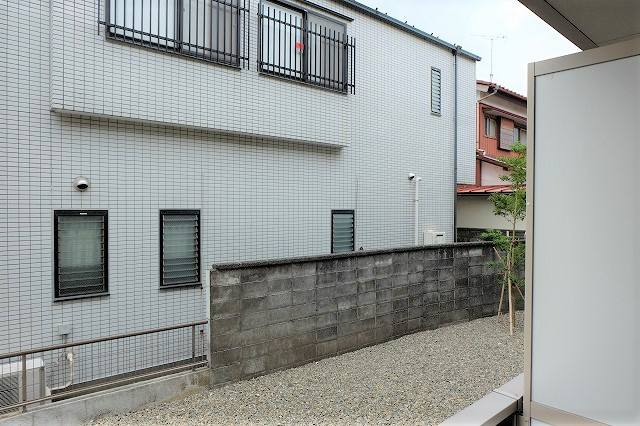 アドラブールの展望