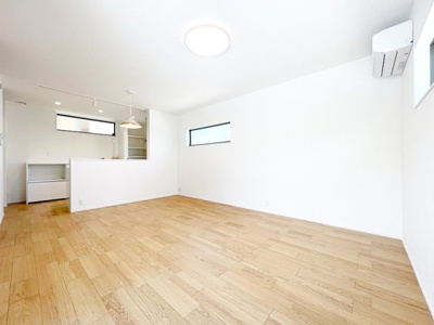 【居間・リビング】 | 鈴鹿市庄野羽山2丁目《3号棟》