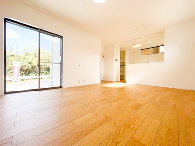 【居間・リビング】 | 鈴鹿市庄野羽山2丁目《3号棟》