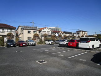 【駐車場】
