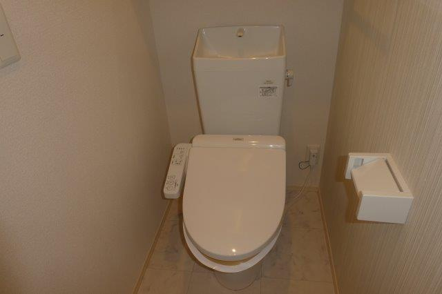 倉敷市日ノ出町１丁目のアパートのトイレ|ウォシュレット