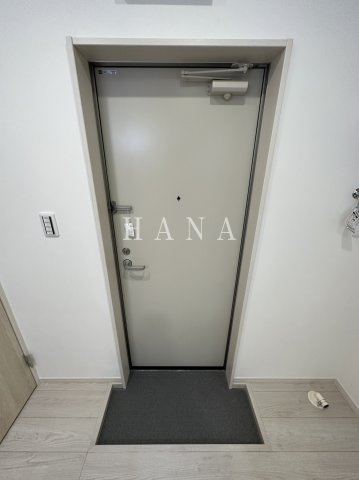 MELDIA竹ノ塚Ⅲの玄関