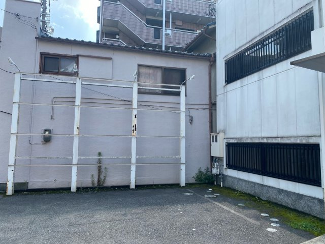 富田林市喜志町3丁目店舗の外観