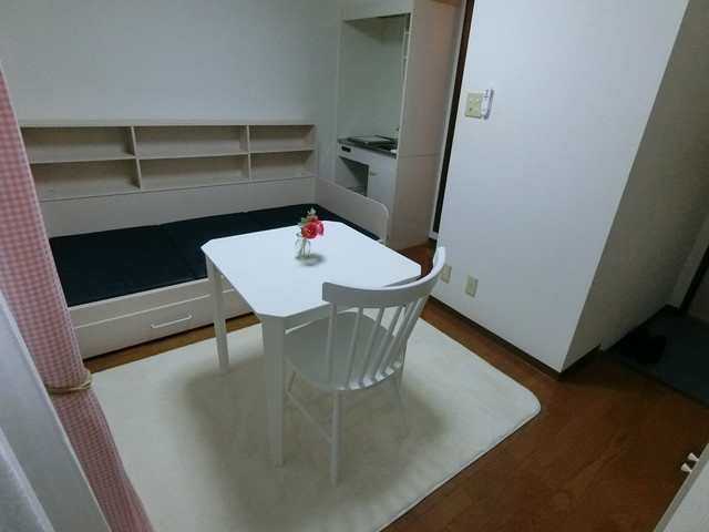 ベルフラワー御殿山の居間・リビング