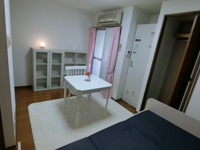 ベルフラワー御殿山の居間・リビング