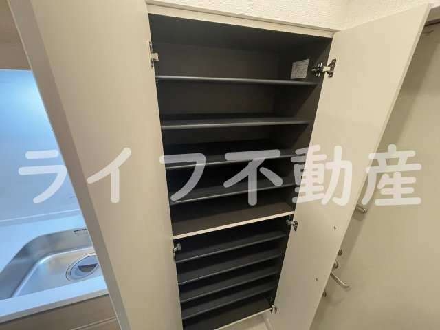 カーサ・オストロの収納|便利な収納スペースです
