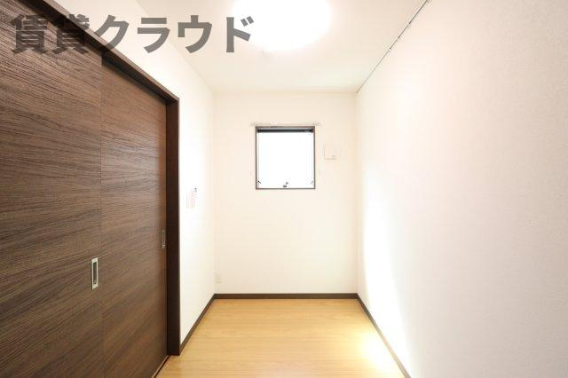 AQUE22の寝室|開放的な寝室です