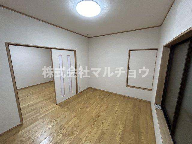 あけぼの三戸一の居間・リビング|こちらのリビングで趣味の時間をお楽しみください