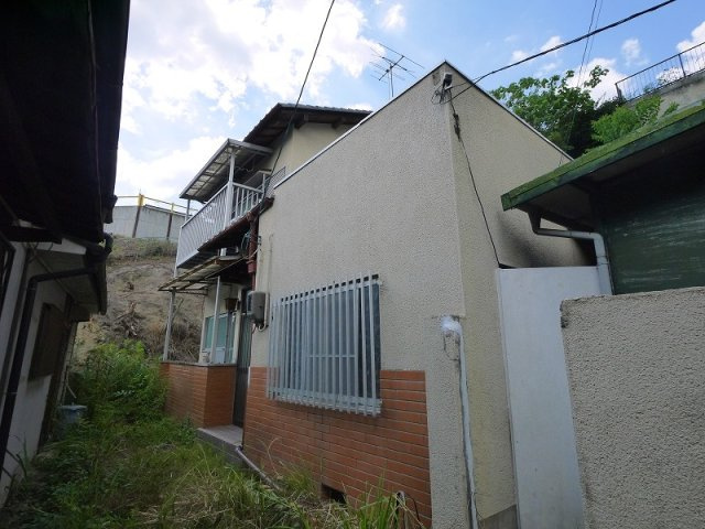 奈良市あやめ池戸建ての外観