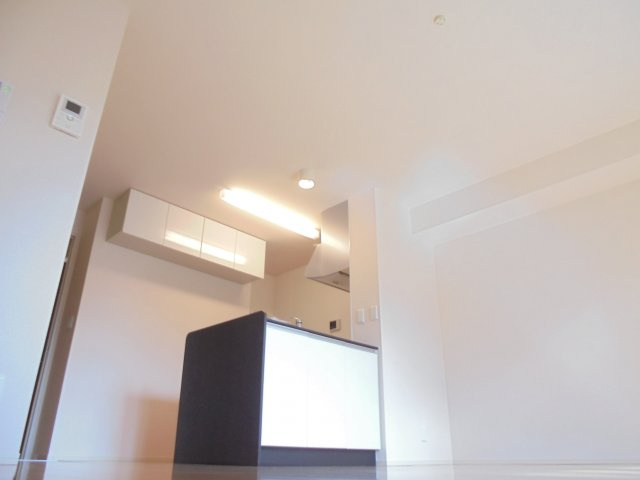 スリーズの居間・リビング