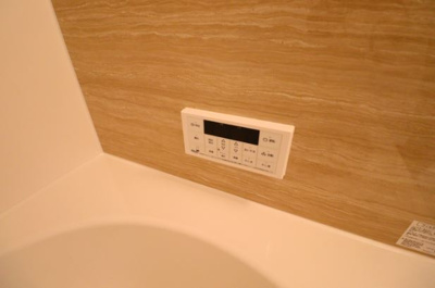 【浴室】 | ゼフィール