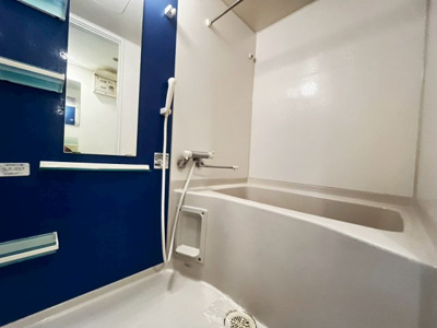 【浴室】 | SERENiTE千里丘